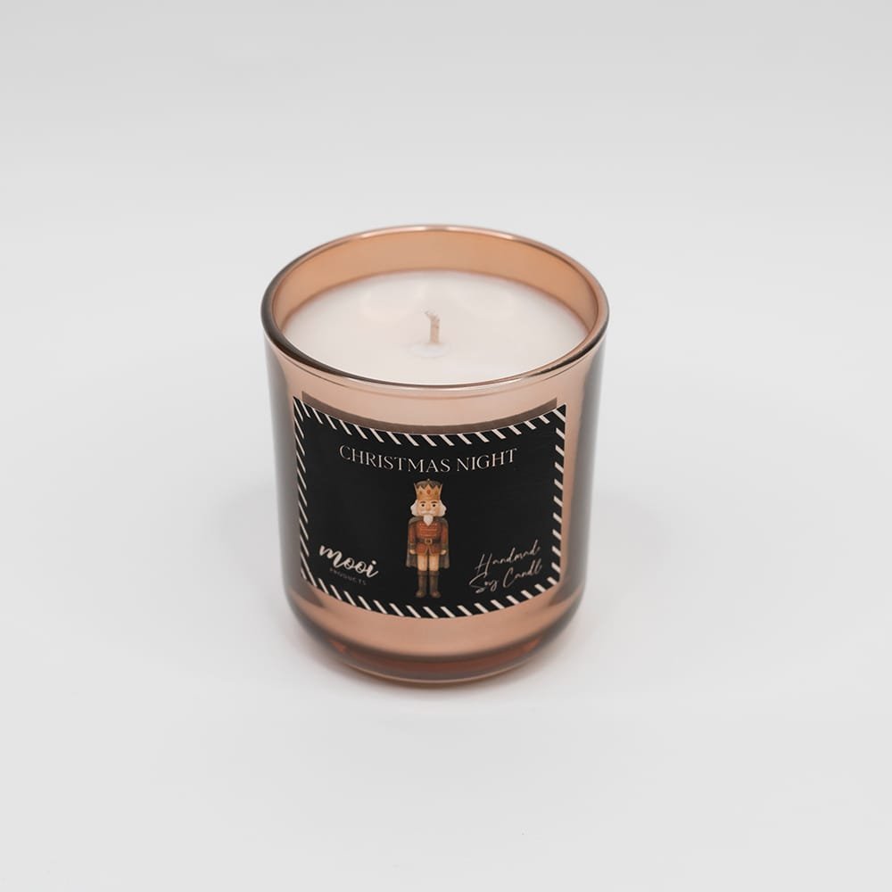 MOOI_STUDIO_0013_DSC_0291 Gold Festive Candle - Image 1